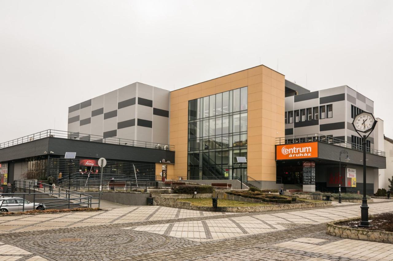 Central Home- Pesterzsebet Budapeste Exterior foto
